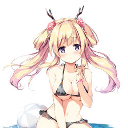 This is a pixiv picture whose title is 水着シンフー.