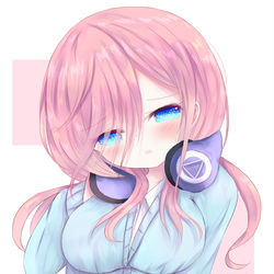 This is a pixiv picture whose title is 五等分の花嫁  三玖.