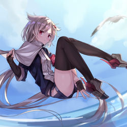 This is a pixiv picture whose title is 進水日.