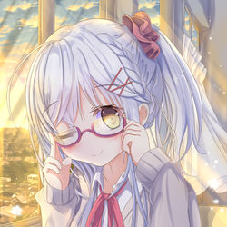 This is a pixiv picture whose title is 放課後銀髪ちゃん.