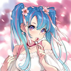 This is a pixiv picture whose title is 桜色ドロップスとミクちゃん.