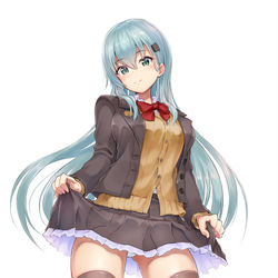 This is a pixiv picture whose title is 鈴谷『え～、見たいの？』.