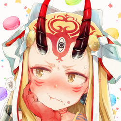 This is a pixiv picture whose title is 甘いモノを献上すれば、 大体のことは許してくれる茨木童子氏。.