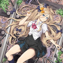 This is a pixiv picture whose title is 線路の上のアビゲイル.