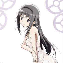 This is a pixiv picture whose title is 白服ほむほむ.