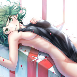 This is a pixiv picture whose title is タツマキちゃんのお洋服を縦にばっさり切ってみたい.