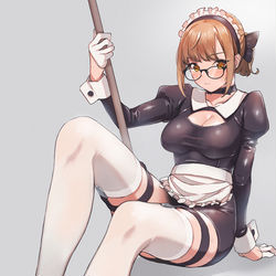 This is a pixiv picture whose title is タイトスカートメイドさん.