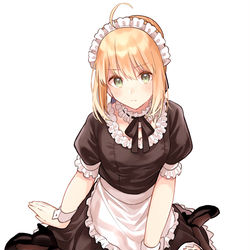 This is a pixiv picture whose title is メイドセイバー.