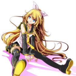 This is a pixiv picture whose title is 【鏡音リン】 大人リンちゃん.
