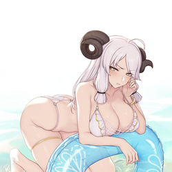 This is a pixiv picture whose title is 水着.