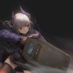 This is a pixiv picture whose title is LIGHTNING WARNING.