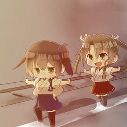 This is a pixiv picture whose title is 白線歩き.