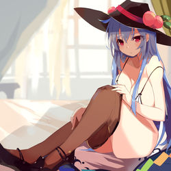 This is a pixiv picture whose title is ストッキング天子.