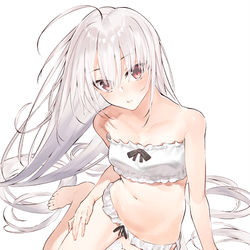 This is a pixiv picture whose title is 白髪おなかちゃん.