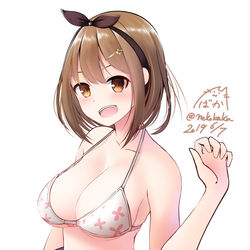 This is a pixiv picture whose title is 水着ライザちゃん.