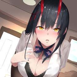 This is a pixiv picture whose title is 鈴谷.
