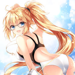 This is a pixiv picture whose title is 水着ジャンヌ.