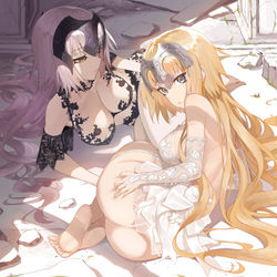 This is a pixiv picture whose title is 白黒ジャンヌ.