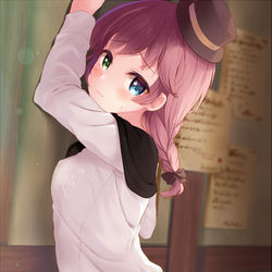 This is a pixiv picture whose title is 壁オッドアイ娘.