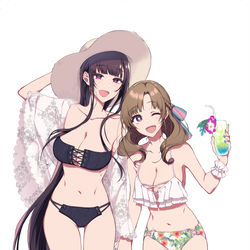 This is a pixiv picture whose title is 水着お姉ちゃん&お母さん.
