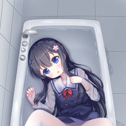 This is a pixiv picture whose title is 过气天使小花酒.