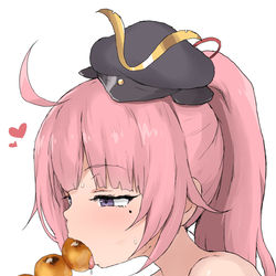 This is a pixiv picture whose title is 織田信姫がみたらし団子を食べてるだけの絵.