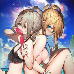 This is a pixiv picture whose title is 水着選び.