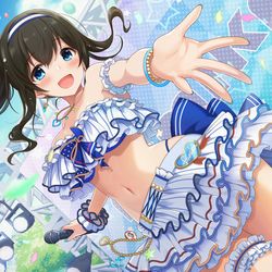 This is a pixiv picture whose title is 真夏の歌姫 文香.
