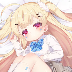 This is a pixiv picture whose title is 「指揮官、きて…」.
