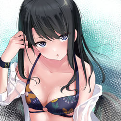 This is a pixiv picture whose title is 水着ひおりん.