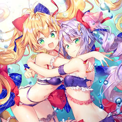 This is a pixiv picture whose title is 二人仲良く.