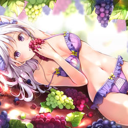 This is a pixiv picture whose title is 「葡萄とワイン」.
