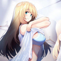 This is a pixiv picture whose title is 愛宕の着替え.