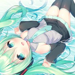 This is a pixiv picture whose title is みずあそび.