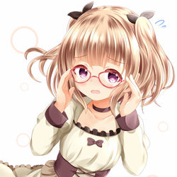 This is a pixiv picture whose title is 「う…うちにメガネなんか似合うわけあらへんやろ…///」.