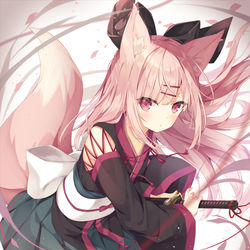 This is a pixiv picture whose title is 抜刀！.