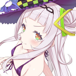 This is a pixiv picture whose title is ホロライブマイクロビキニ部(公式).