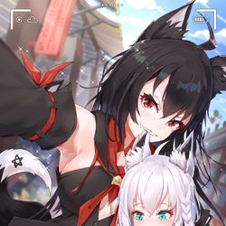 This is a pixiv picture whose title is 黑上吹雪（雾）里·白上吹雪 @shirakamifubuki.