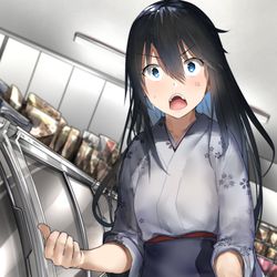 This is a pixiv picture whose title is ハーゲン◯ッツを買い占めろと要求してくる雪女.