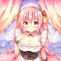 This is a pixiv picture whose title is メイド服を着せられたいちごちゃん🍓.