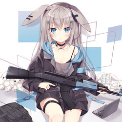 This is a pixiv picture whose title is ウサミミ突撃兵.
