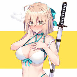 This is a pixiv picture whose title is 沖田さんの水着を褒めたら.