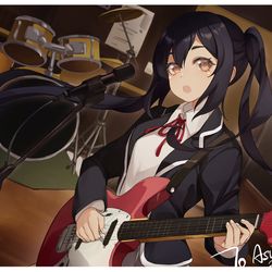 This is a pixiv picture whose title is Azusa.