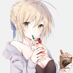 This is a pixiv picture whose title is ホットドリンクもアイスも食べたい....