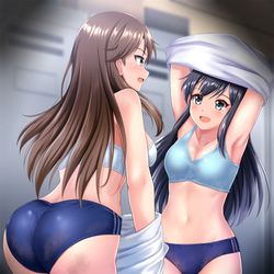 This is a pixiv picture whose title is 朝潮型の生着替え.