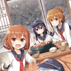 This is a pixiv picture whose title is おこたでお鍋なのです.