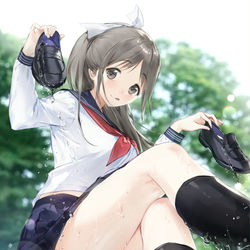 This is a pixiv picture whose title is 水遊び.