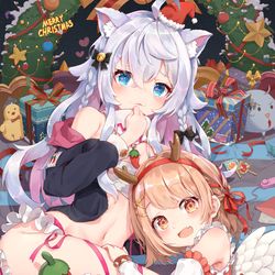 This is a pixiv picture whose title is クリスマスプレゼントを開きます。どちらが最初に開きますか？.