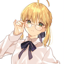 This is a pixiv picture whose title is 眼鏡かけてみた.