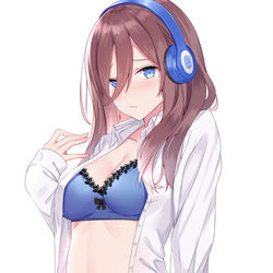 This is a pixiv picture whose title is 三玖.